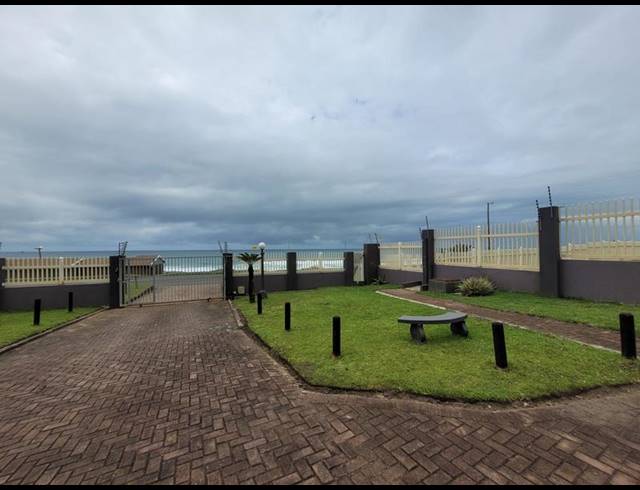 2 BEDROOM APARTMENT FOR SALE IN MANABA BEACH